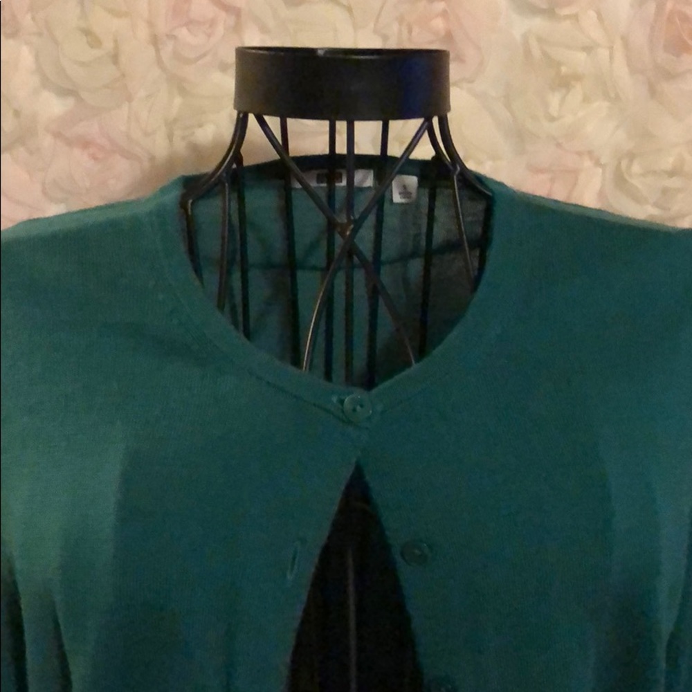 💚Green Cardigan - Picture 2 of 3